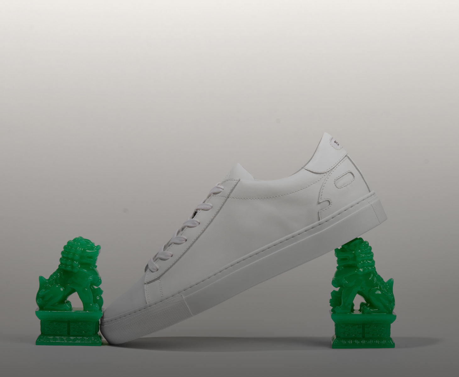 YELLOW THREAD (Live) – 1587 Sneakers