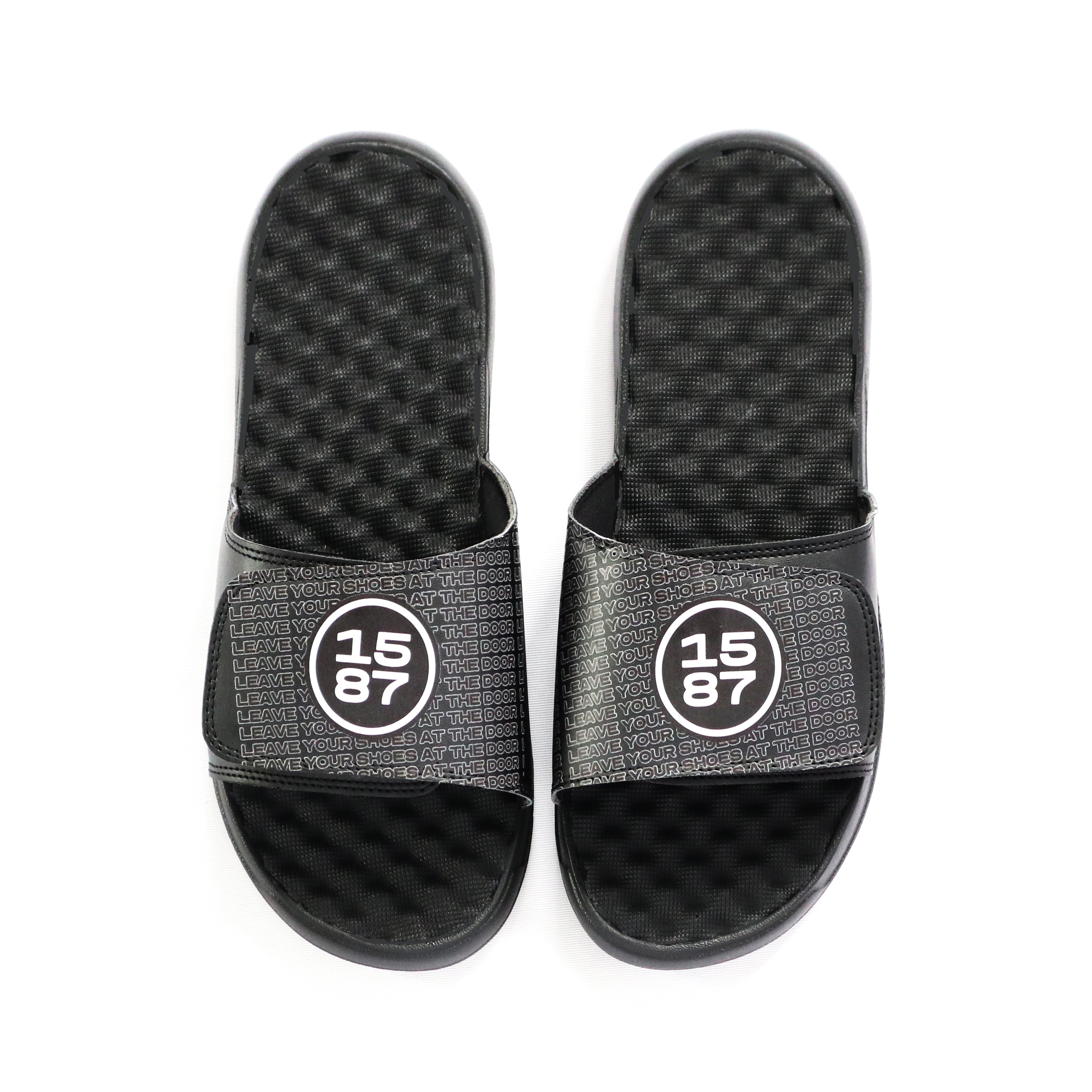 1587 x iSlide Collab